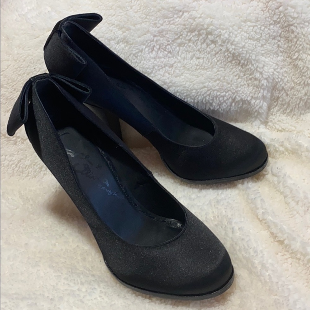 Alice+Olivia black heels